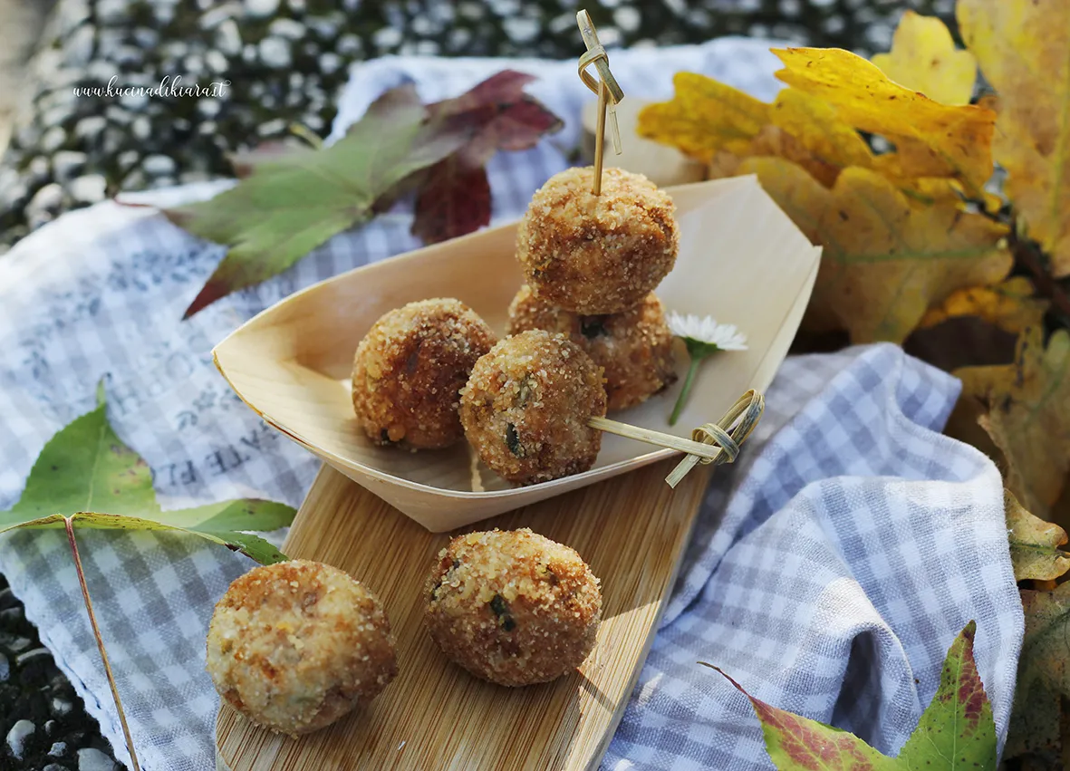 Thunfischbällchen mit Ricotta und Gemüse