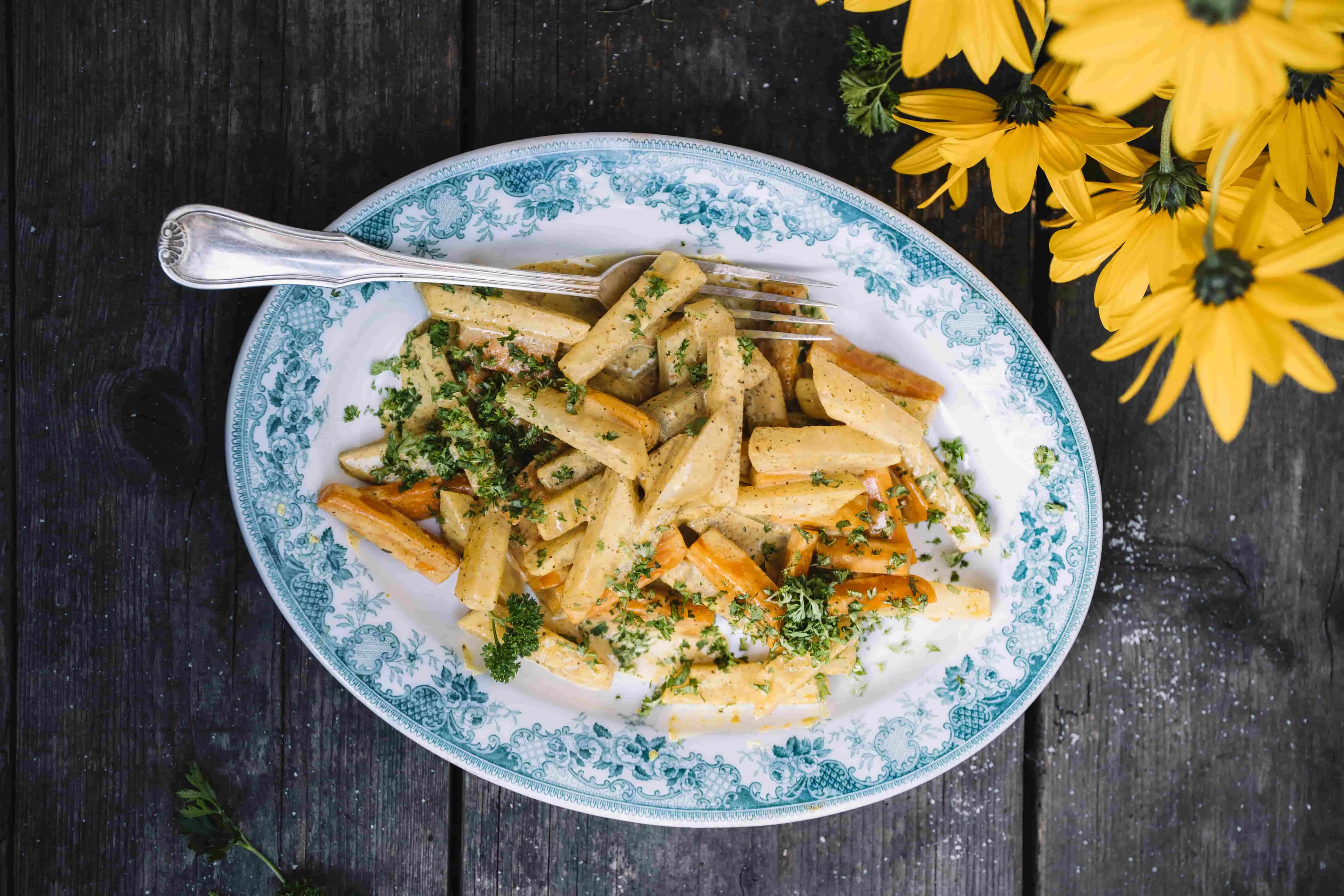 GE Kohlrabi-Karottengemüse in Currysoße