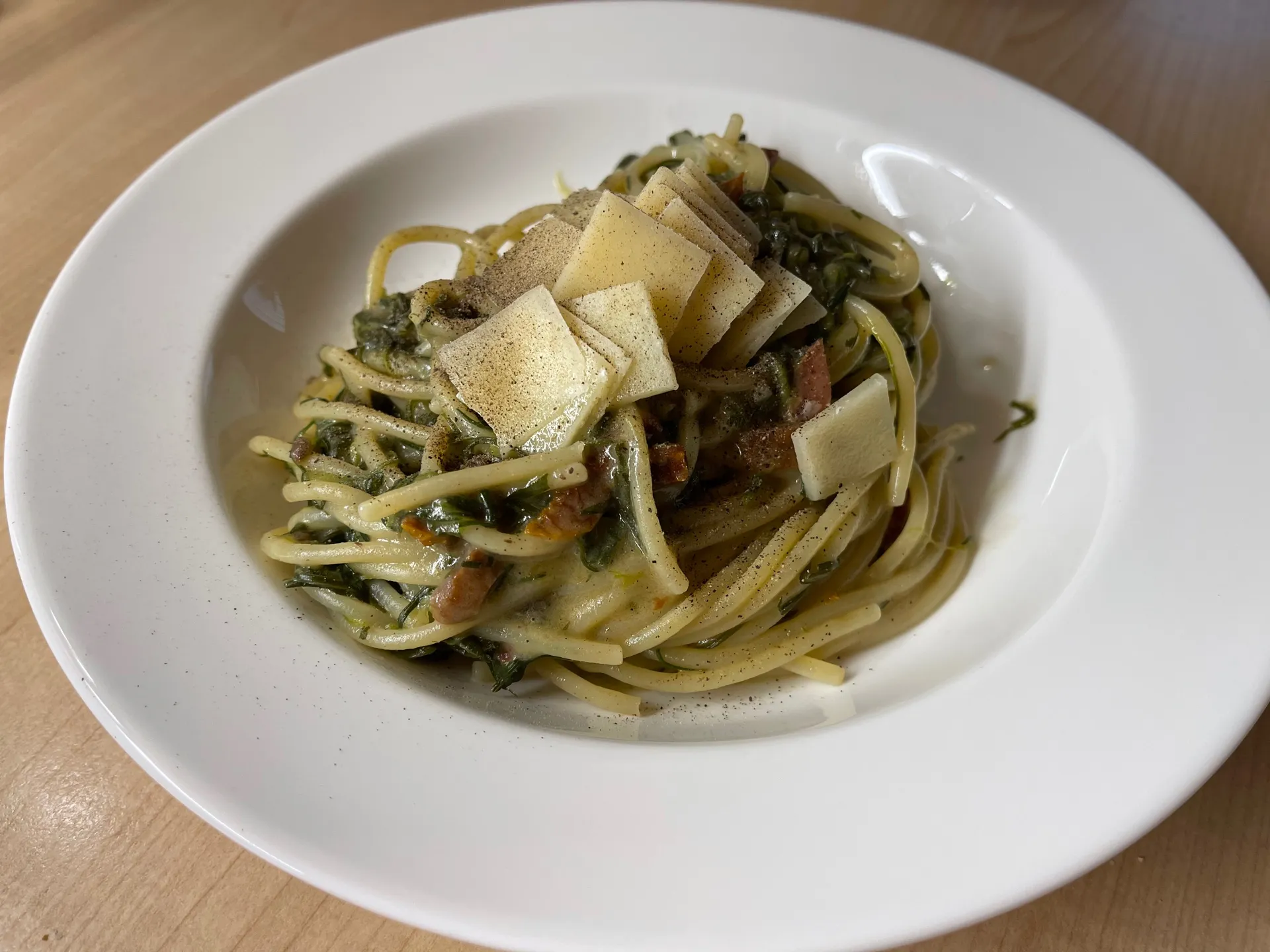 spaghetti con agretti